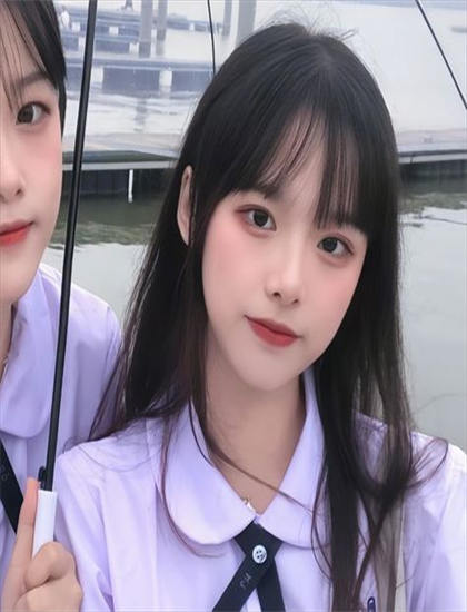 吴倩男人装封面拍摄花絮_初恋这件小事国语版在线观看_亿万懦夫电影在线